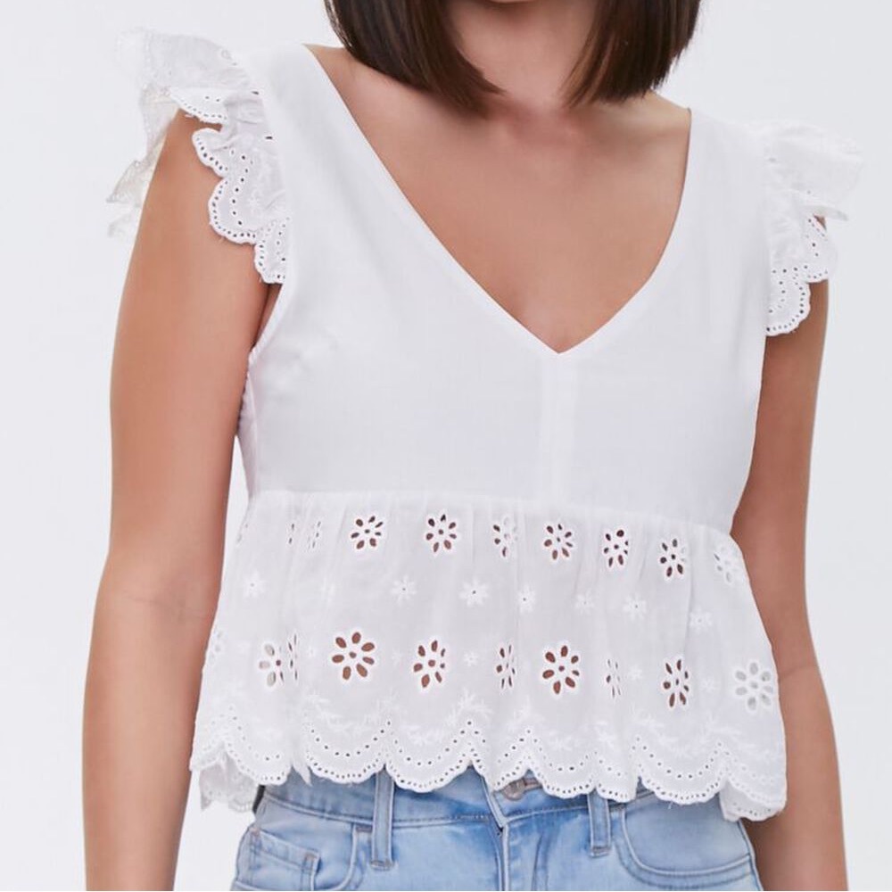 New Forever 21 Eyelet Cropped White Tank Top